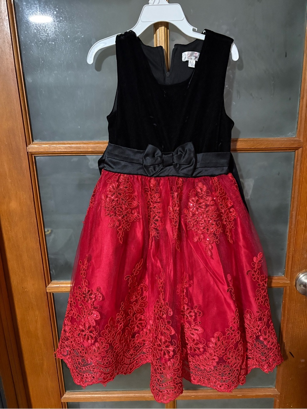 Biscotti Collezioni Girls 6X Red Black Lace Sequin Holiday Christmas Dress